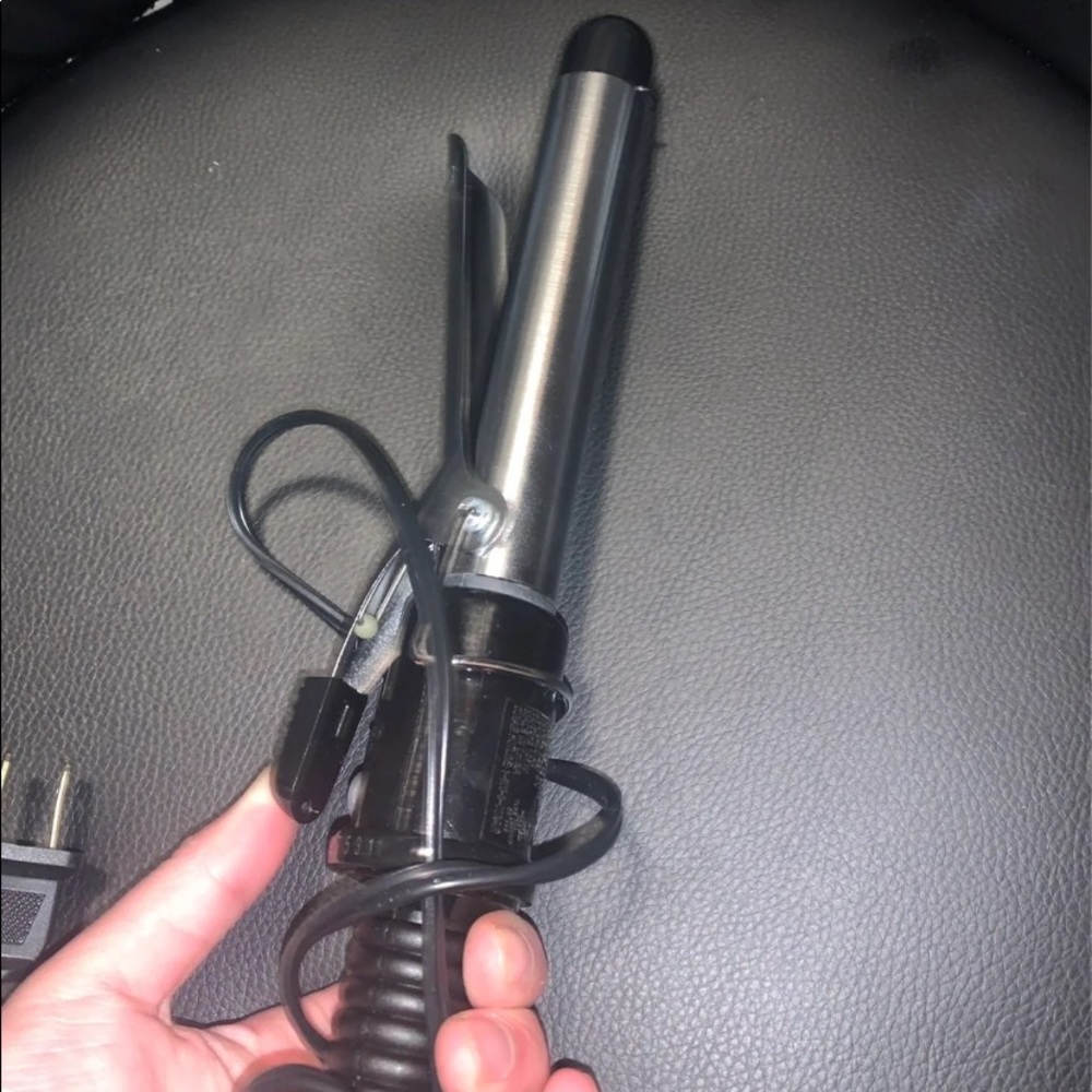 CONAIR CURLING IRON - Picture 3 of 3
